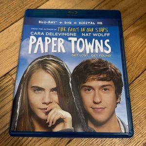 DVD PAPER TOWNS in Original Case, excellent condition